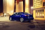Toyota Corolla LE Hybrid Sedan 2019 года (NA)